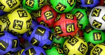 Stire din Social : Pot de peste 6,1 milioane de euro, la tragerile loto din weekend