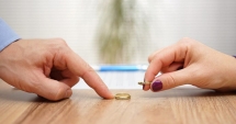 Stire din Social : Poți să divorțezi dacă unul din soți nu este în țară?