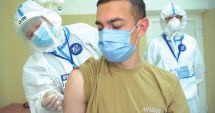 Stire din Social : Vaccinarea anti-Covid, posibile reacţii alergice. Ce spun specialiştii