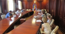 Stire din Politică-Administrație : Prefectul Ioan Albu a luat măsuri pentru fluidizarea traficului către silozurile din port