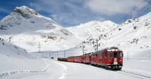Stire din Social : Pregătiți săniuțele și schiurile! Cu "Trenurile Zăpezii", în stațiunile montane