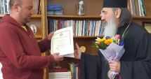Stire din Eveniment : IPS Teodosie l-a recompensat pe salvatorul de pe lacul Tăbăcărie
