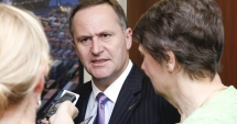 Stire din Actualitate : Premierul Noii Zeelande a demisionat  pe neașteptate, pentru a "petrece timp cu familia"