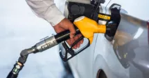 Stire din Actualitate : Dimineața începe cu șoc la pompă. Motorina trece de 9 lei/l