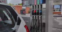 Stire din Economie : Benzina "arde buzunarele"! Guvernul pregătește planul de urgență pentru stoparea scumpirilor