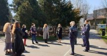 Stire din Eveniment : Elevii de la Colegiul Pedagogic au aflat despre Telefonul Copilului de la poliţişti
