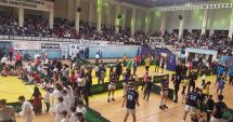 Stire din Sport : Sala Sporturilor, arhiplină la evenimentul "Martie - sport și educație"