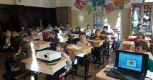 Stire din Cultură-Educație : Prichindeii  de la Liceul "Lucian Blaga"  și toamna lor  cea bogată