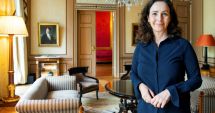 Stire din Actualitate : Prima femeie aleasă primar la Amsterdam pregătește o reformă a Cartierului roșu