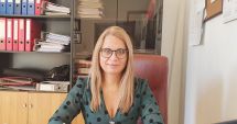 Stire din Interviu : Prof. Anca Dragomir: "Nu am fost atât de bine primită în propria mea școală cum am fost la Colegiul de Arte"