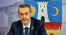 Stire din Eveniment : Primarul din Slatina, pus sub urmărire penală. Mario De Mezzo a ajuns în fața procurorilor