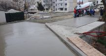 Stire din Politică-Administrație : Continuă lucrările de asfaltare a străzilor din centrul Mangaliei
