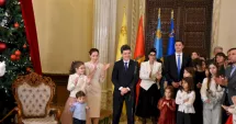 Stire din Actualitate : Preşedintele Nicuşor Dan, mesaj de Crăciun: Să ne regăsim liniştea sufletească, puterea de a fi mai buni