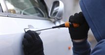 Stire din Eveniment : Prins în flagrant în timp ce fura dintr-un autoturism