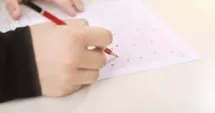 Stire din Cultură-Educație : Peste 148.000 de elevi susțin astăzi proba la Matematică de la Evaluarea Națională