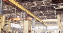 Stire din Economie : Producţia industrială s-a scumpit uşor în aprilie