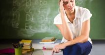 Stire din Cultură-Educație : Profesori cu peste 25 de ani vechime vor avea salarii mai mici din toamnă
