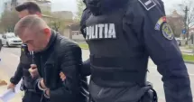 Stire din Eveniment : Și-a uitat menirea de dascăl! Ar fi întreținut relații sexuale cu o minoră