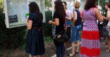Stire din Cultură-Educație : Profesori de toată jena. Au plecat din examen când au văzut subiectele!