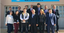 Stire din Cultură-Educație : Profesori turci, în vizită  la școala  din Tuzla