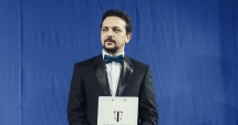 Stire din Politică-Administrație : Prima demisie din Guvernul Grindeanu, în urma protestelor: "În seara aceasta voi fi în stradă"