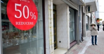 Stire din Social : Reduceri de până la 70% în magazine. Promoțiile, valabile toată luna