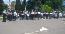 Stire din Cultură-Educație : VIDEO şi FOTO. Protest la Constanţa. Elevii cer transport gratuit interjudeţean