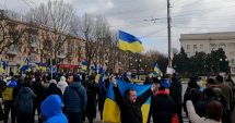 Stire din Actualitate : Ucrainenii sunt în stradă și protestează împotriva rușilor la Herson