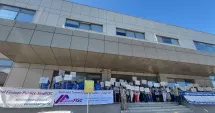 Stire din Economie : Protest al salariaților Direcției Regionale Antifraudă Fiscală 2 Constanța. Ce solicită sindicaliștii
