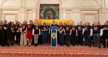 Stire din Politică-Administrație : Protest AUR în prima zi a sesiunii parlamentare