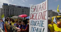 Stire din Cultură-Educație : Furie în educație! Reducerile de salarii și burse scot profesorii și studenții în stradă