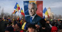 Stire din Eveniment : Susținătorii lui Georgescu pregătesc proteste de amploare: „Trebuie să se iasă masiv în stradă”