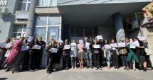 Angajații Agenției pentru Protecția Mediului Constanța continuă protestele