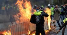 Stire din Actualitate : Protestele "Vestelor galbene".  Macron: "Nu voi accepta niciodată violența"
