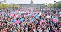 Stire din Actualitate : Proteste la Roma împotriva căsătoriilor între persoanele de același sex