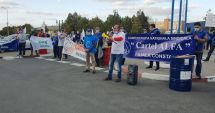 Stire din Economie : Protestul de la ușa companiei CSCT din portul Constanța a căpătat dimensiuni naționale