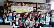 Stire din Cultură-Educație : Provocare la lectură. Cum ar rescrie elevii finalurile unor cărți