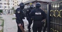 Stire din Eveniment : Percheziții pentru proxenetism, camătă, jocuri de noroc și violențe
