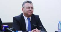 Stire din Politică-Administrație : "PSD încurajează tăierea  fără restricții  a pădurilor"