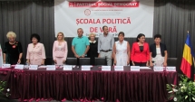 Stire din Politică-Administrație : "Propunem indemnizație de 100% din salariu în perioada concediului de maternitate"