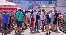 Stire din Social : Lume multă la Festivalul borşului lipovenesc din Jurilovca