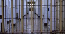 Stire din Eveniment : Pedofil condamnat la 10 ani închisoare, extrădat din Italia; Gorghiu: Justiţia s-a făcut până la capăt