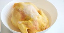 Președintele ANSVSA: ”Puiul galben nu a fost vopsit, producătorii au folosit pigmenți”
