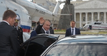 Stire din Actualitate : Mașina lui Putin,  implicată într-un accident. Șoferul a murit pe loc