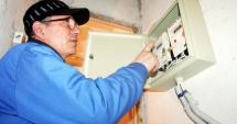 Stire din Social : Contoarele de energie termică pot fi citite până la sfârșitul lunii