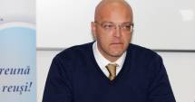 Stire din Cultură-Educație : Răducu Popescu intră în videoconferință cu părinții