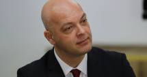 Stire din Cultură-Educație : Răducu Popescu a rămas fără adjunct