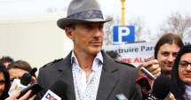 Stire din Politică-Administrație : Mazăre a dus cadouri copiilor de la două grădinițe din oraș