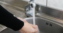 Stire din Social : Cum aduce RAJA apa în casele constănțenilor:"Servicii de calitate la prețuri corecte"