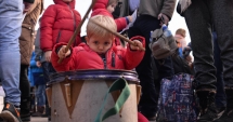 Stire din Politică-Administrație : "Ancheta privind prezența copiilor la proteste, un afront adus bunului simț"